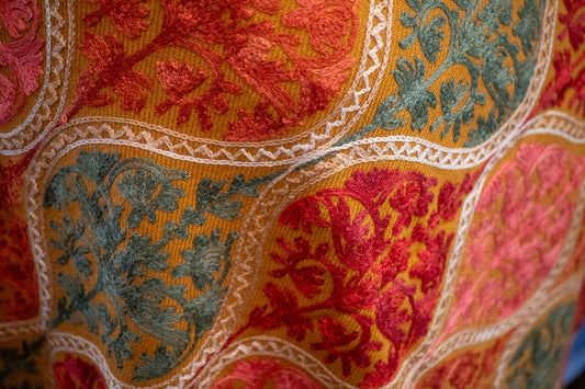 Châle en Laine à Motifs Traditionnels (Orange) – Fait en Inde